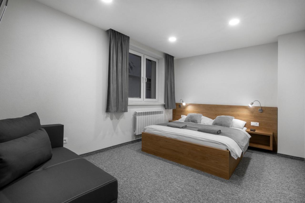 Apartmany Sendy ชเดียร์ ภายนอก รูปภาพ
