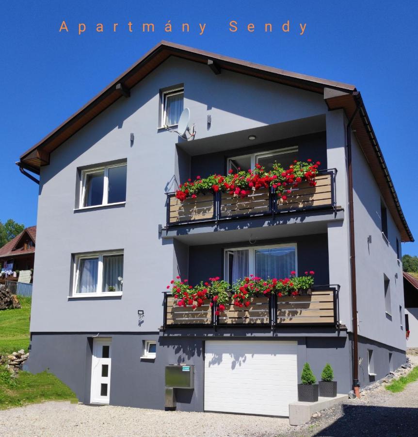 Apartmany Sendy ชเดียร์ ภายนอก รูปภาพ